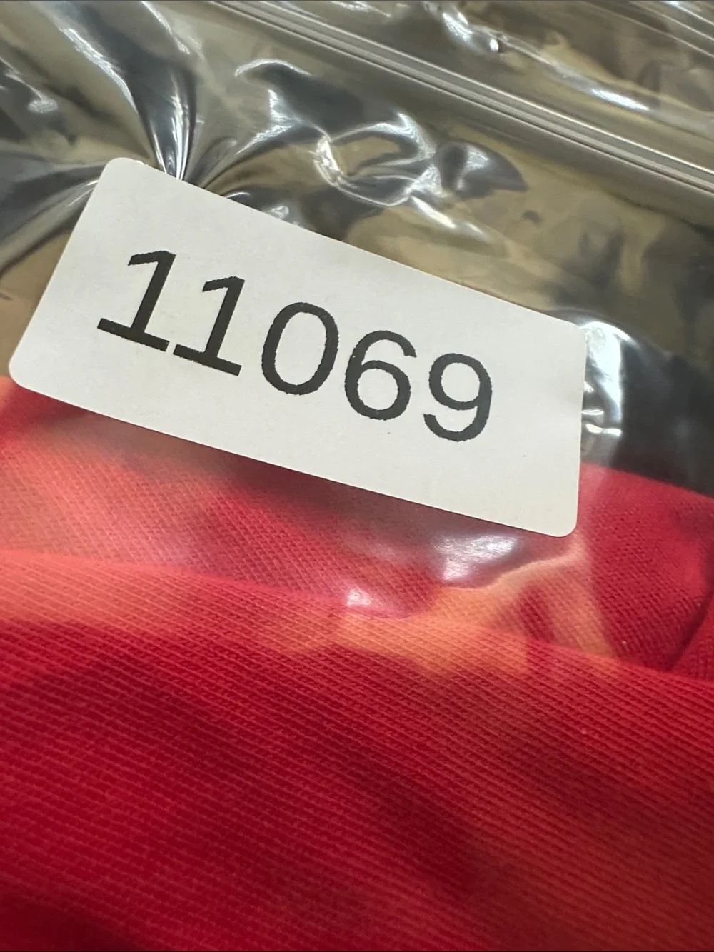 NWT Unisex Kids Red Graphic Tee Hit on Front and Back - Size Large